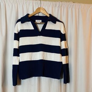 Jessica Simpson Navy and Cream V-Neck Sweater